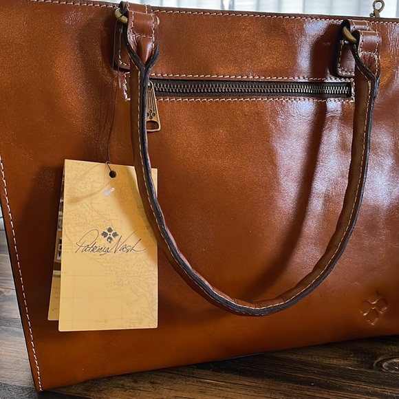 Patricia Nash Bag w/ wallet and duster bag. NWT. - Picture 8 of 9